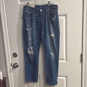 NWT - 7 for All Mankind Josephina Skinny Boyfriend Distressed Blue Jeans size 27